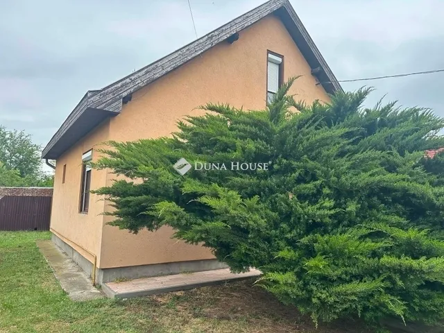 Eladó ház Majosháza 110 nm