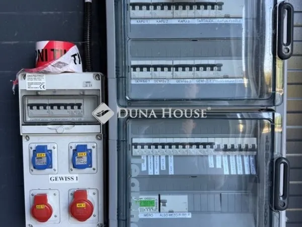 Eladó kereskedelmi és ipari ingatlan Gyál 640 nm