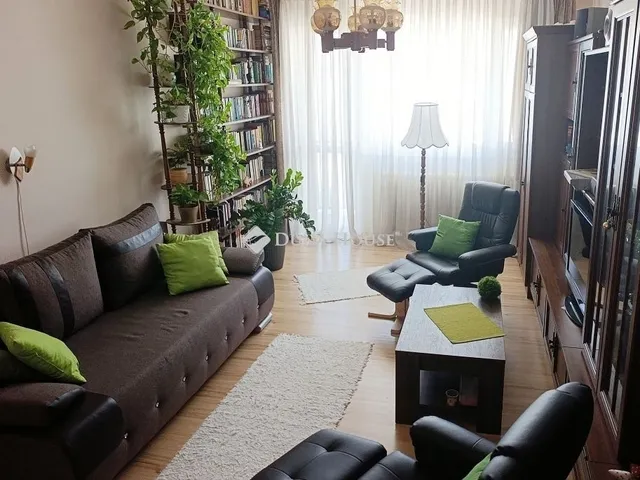 Eladó lakás Szeged 52 nm