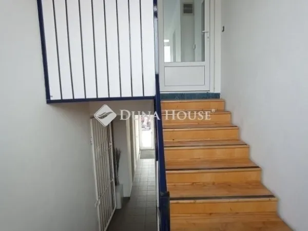 Eladó ház Budapest XVIII. kerület 276 nm