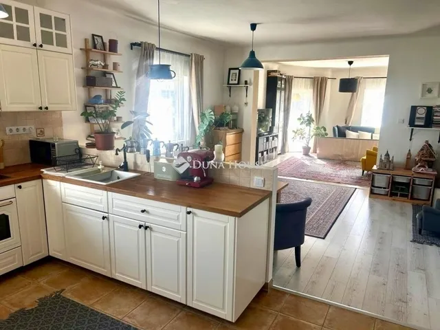 Eladó lakás Budapest XVIII. kerület, Szent Imre kertváros 105 nm