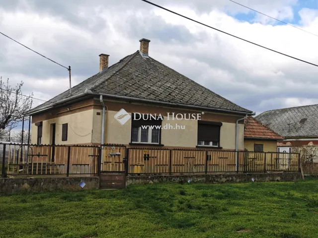Eladó ház Karcsa 86 nm