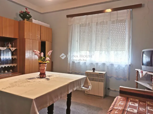Eladó ház Karcsa 86 nm