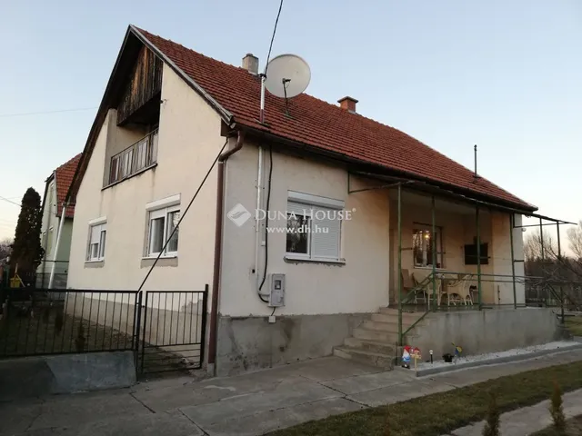 Eladó ház Emőd 99 nm