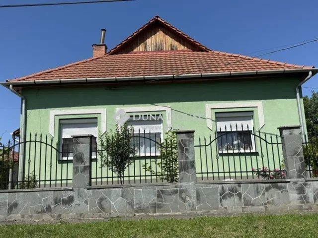 Eladó ház Edelény 185 nm