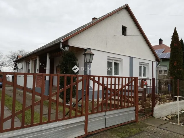Eladó ház Hejőkeresztúr 90 nm