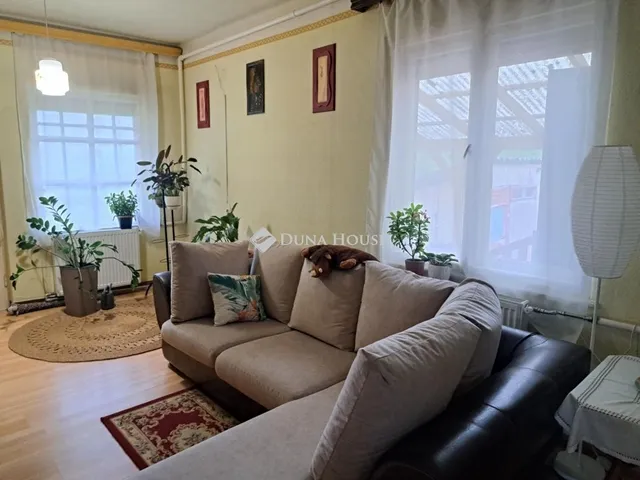 Eladó ház Hejőkeresztúr 76 nm