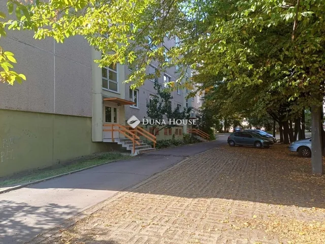 Eladó lakás Miskolc, Szentpéteri kapu 73 nm