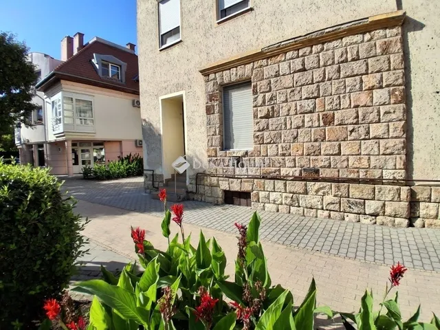 Eladó lakás Szikszó 190 nm