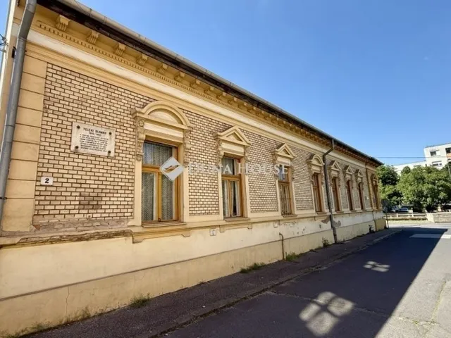 Eladó lakás Miskolc, Belváros 100 nm