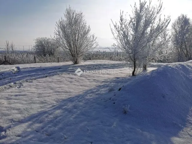 Eladó ház Hét 87 nm