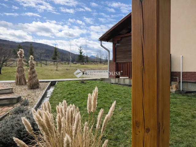 Eladó kereskedelmi és ipari ingatlan Mályinka 462 nm