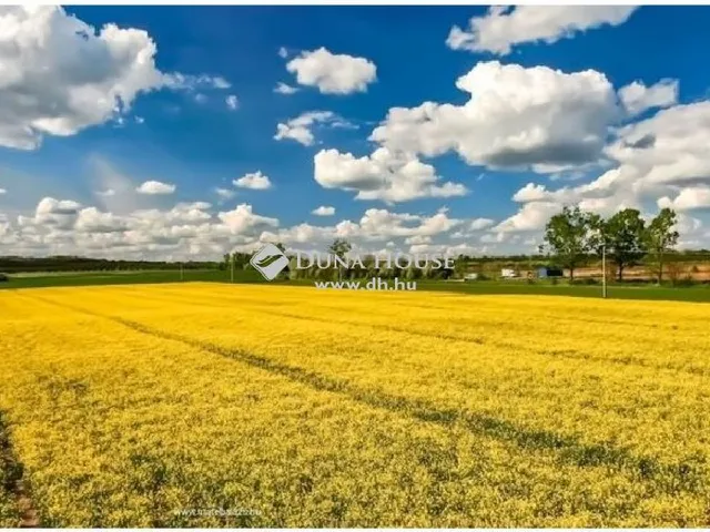 Eladó telek Szombathely, Olad 757 nm