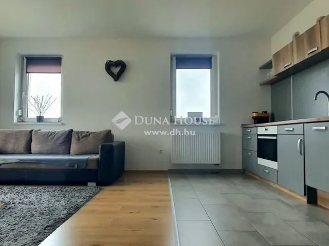 Eladó lakás Szombathely 61 nm