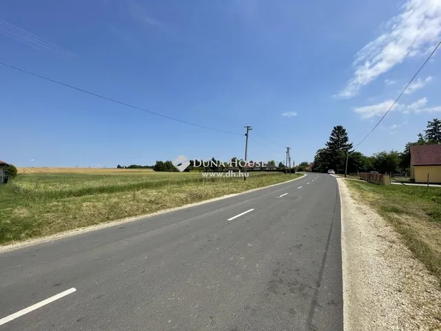 Eladó telek Egyházasrádóc 9373 nm