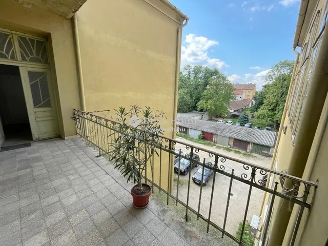 Eladó lakás Szombathely 61 nm