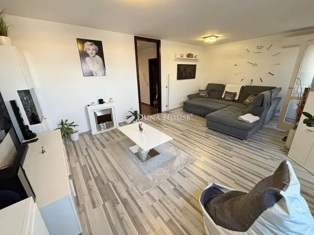 Eladó lakás Szombathely, Olad 101 nm
