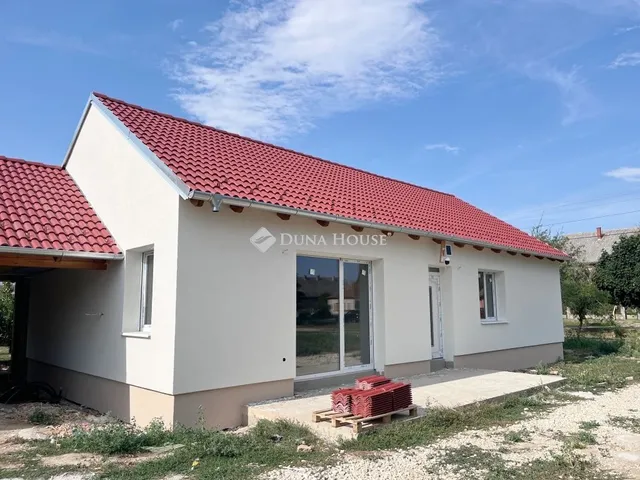 Eladó ház Söpte 94 nm