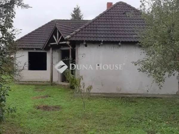 Eladó ház Sárvár 215 nm