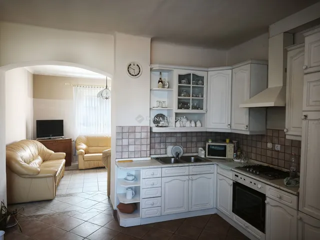 Eladó lakás Szombathely, Déli városrész 106 nm