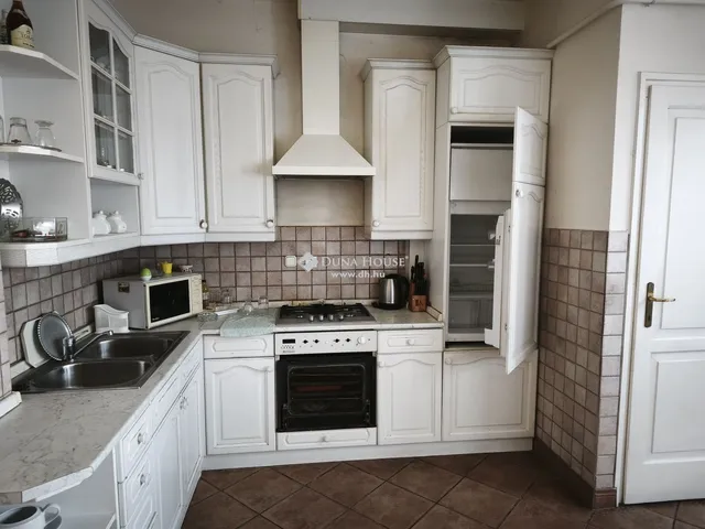 Eladó lakás Szombathely, Déli városrész 106 nm