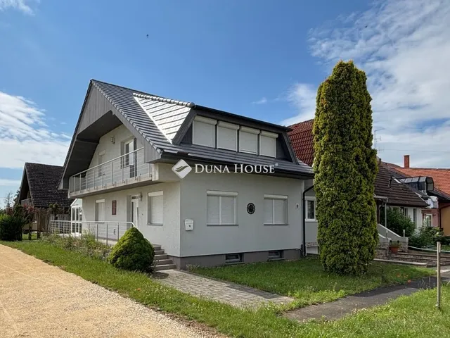 Eladó ház Bük 142 nm