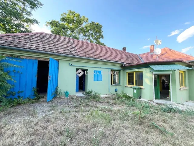 Eladó ház Csipkerek 72 nm