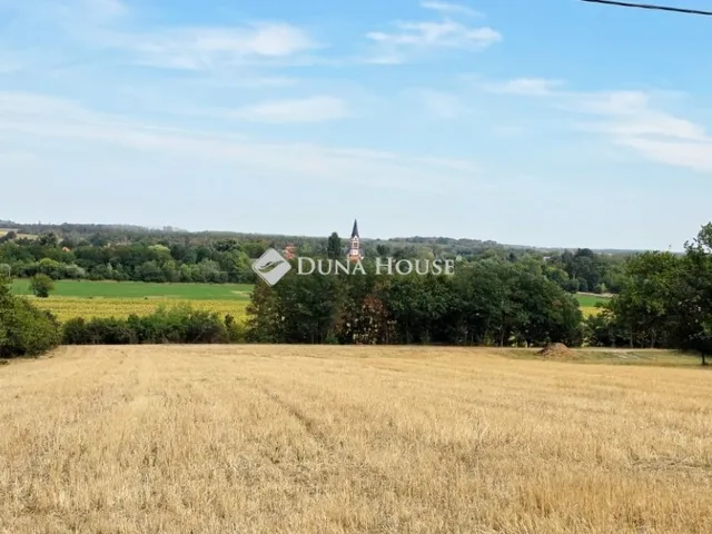 Eladó telek Gyöngyösfalu 16800 nm