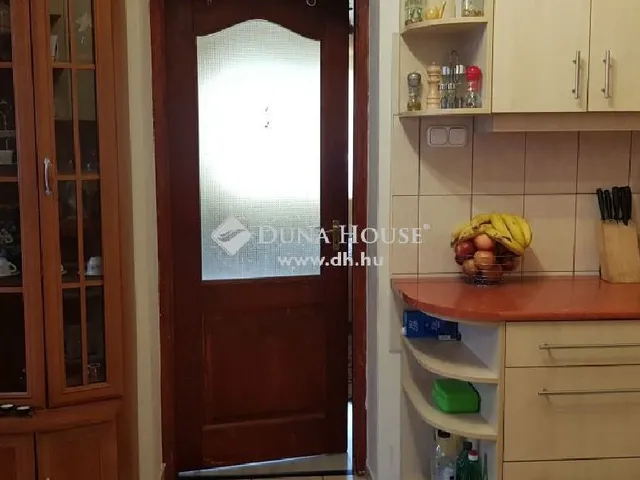 Eladó ház Pócsmegyer 142 nm