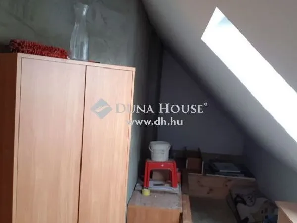 Eladó ház Pócsmegyer 142 nm