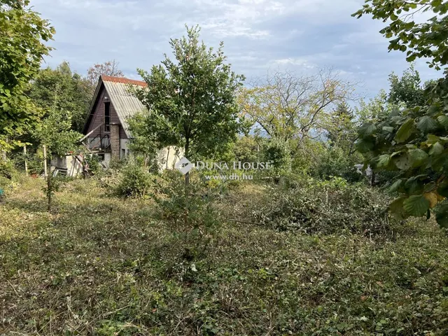 Eladó telek Szentendre 1346 nm