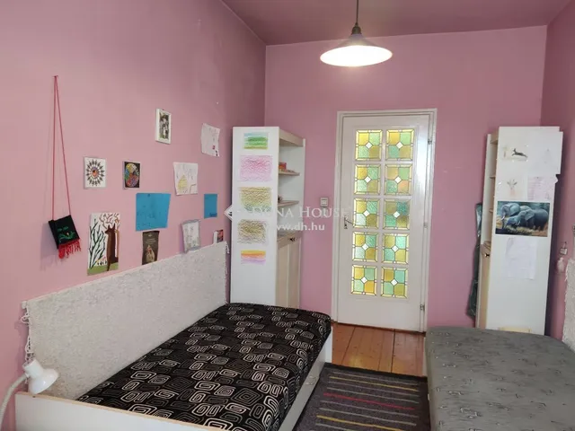 Eladó ház Dunabogdány 261 nm