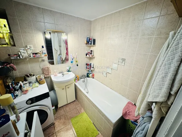 Eladó ház Szigetmonostor 194 nm