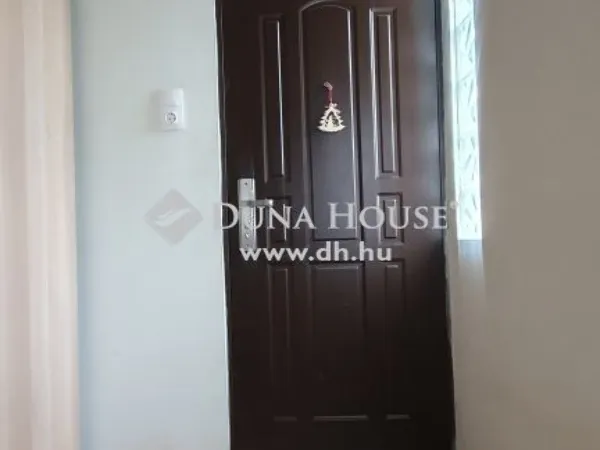 Eladó ház Pócsmegyer 60 nm