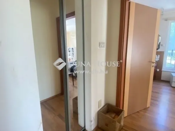 Eladó ház Budapest II. kerület 341 nm