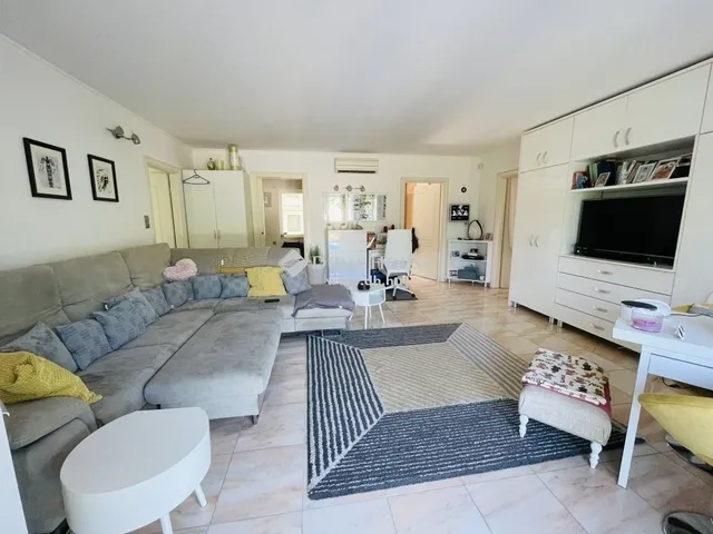 Eladó ház Pócsmegyer 116 nm