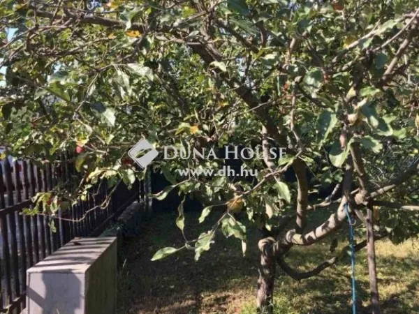 Eladó üdülő és hétvégi ház Pócsmegyer 24 nm