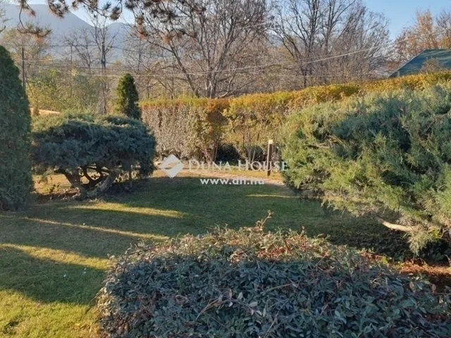 Eladó ház Pócsmegyer 145 nm