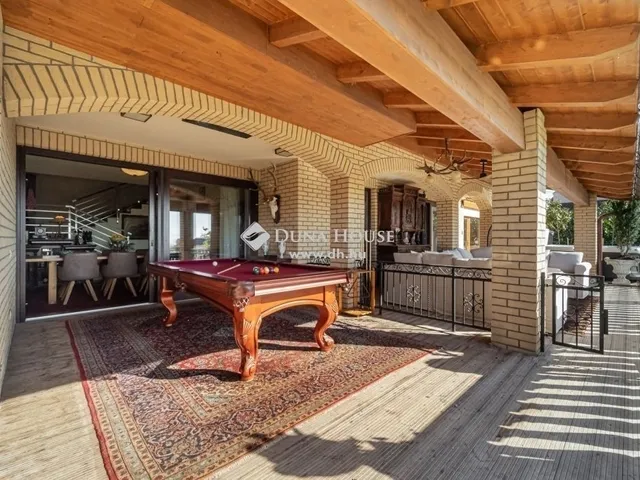 Eladó ház Szentendre 325 nm