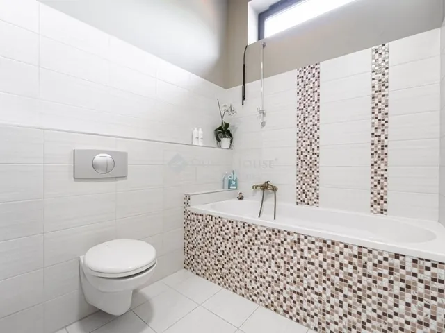 Eladó ház Szentendre 325 nm