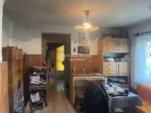 Eladó ház Pócsmegyer 35 nm