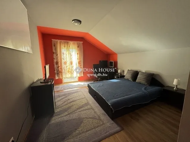 Eladó ház Pócsmegyer 146 nm
