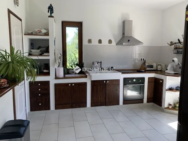 Eladó ház Szentendre 292 nm