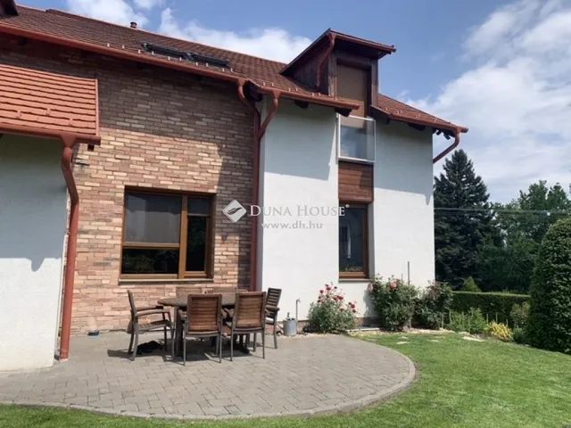 Eladó ház Szentendre 292 nm