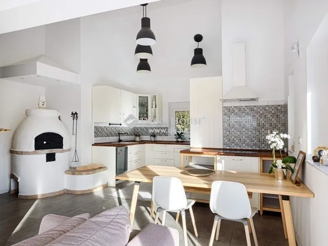 Eladó ház Szentendre 135 nm