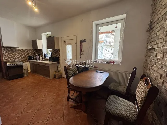 Eladó ház Dömös 118 nm