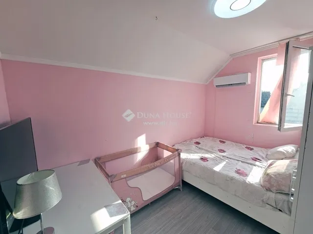 Eladó ház Üllő 158 nm