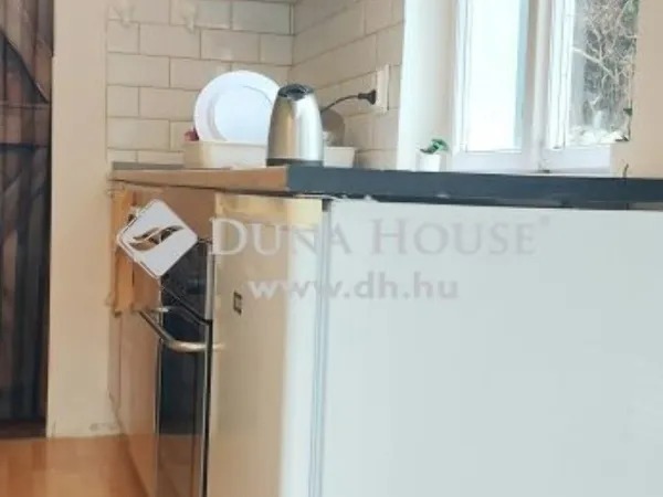 Eladó ház Szentendre 26 nm