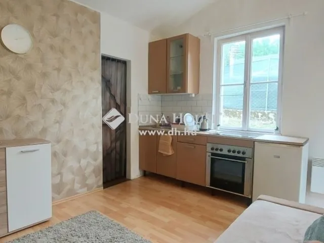 Eladó ház Szentendre 26 nm