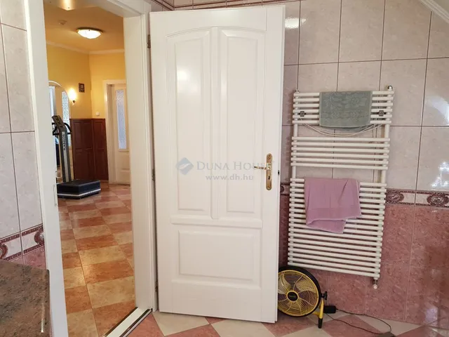 Eladó ház Maglód 193 nm